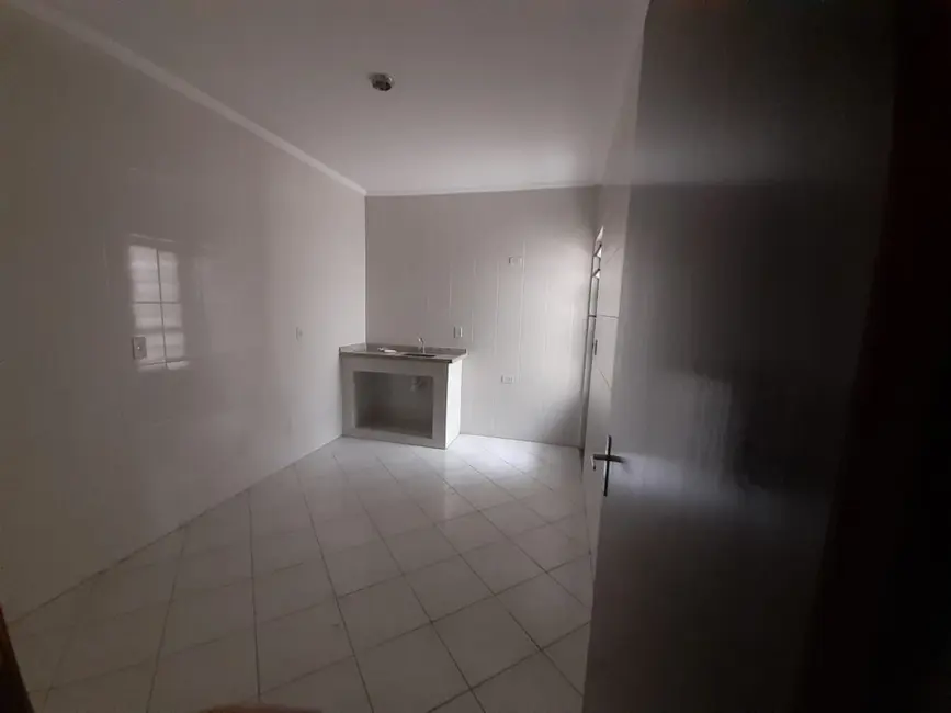 Foto 3 de Apartamento com 2 quartos para alugar, 55m2 em Vila Linda, Santo Andre - SP