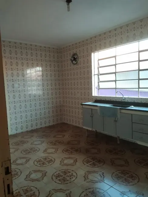 Foto 4 de Casa com 2 quartos para alugar, 90m2 em Jardim do Estádio, Santo Andre - SP