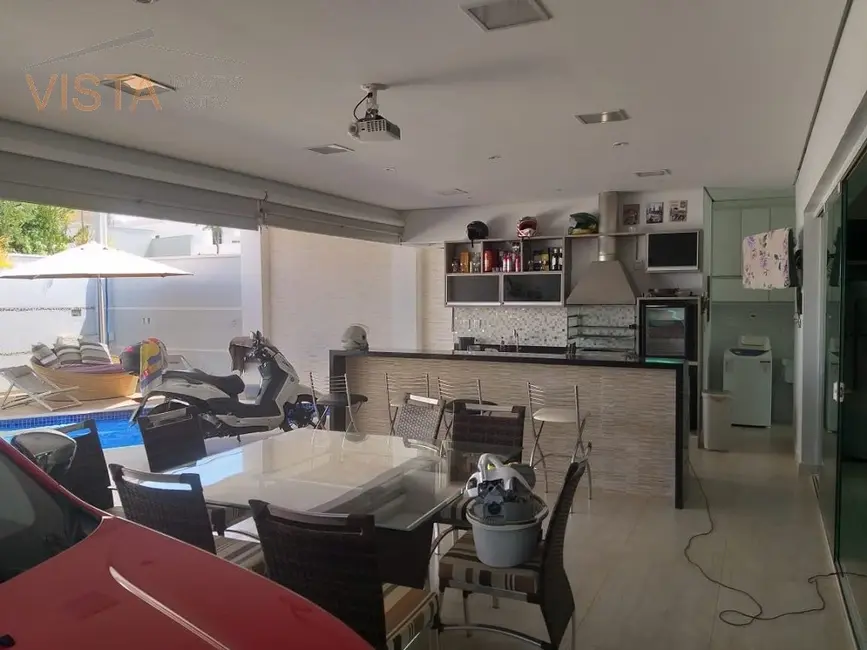 Foto 1 de Casa com 3 quartos à venda, 250m2 em Riviera de São João, Sao Joao Da Boa Vista - SP