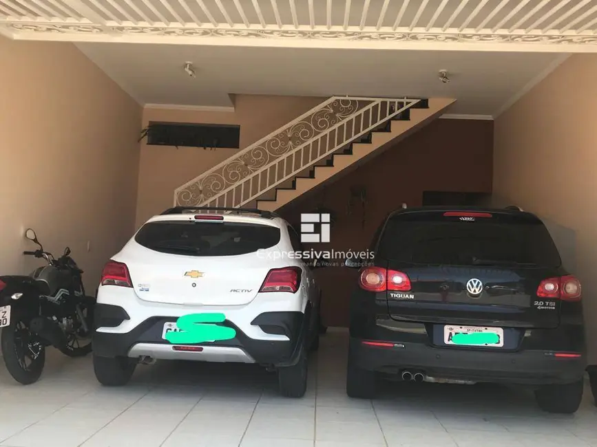 Foto 3 de Casa com 2 quartos à venda, 150m2 em Jardim Santa Filomena, Itatiba - SP