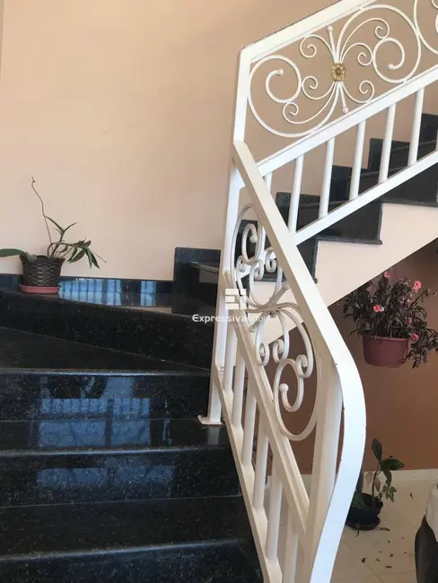 Foto 4 de Casa com 2 quartos à venda, 150m2 em Jardim Santa Filomena, Itatiba - SP