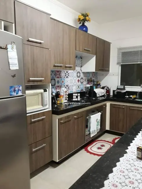 Foto 9 de Casa com 2 quartos à venda, 150m2 em Jardim Santa Filomena, Itatiba - SP