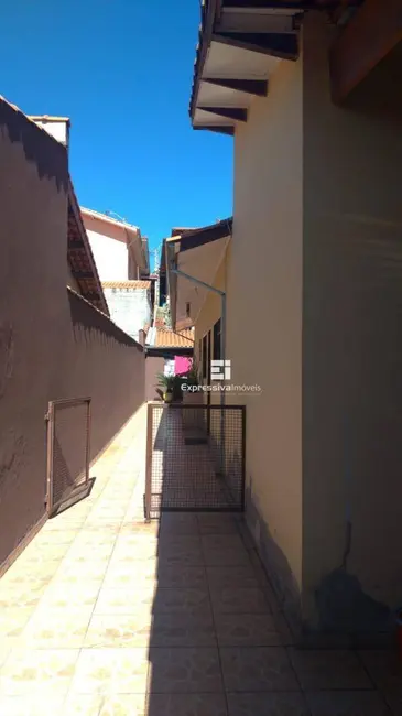 Foto 4 de Casa com 2 quartos à venda, 133m2 em Loteamento Vila Real, Itatiba - SP