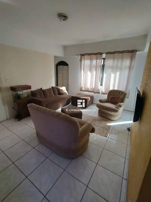 Apartamento com 3 quartos à venda, 156m2 em Centro, Itatiba - SP - imagem 6 Foto 6 de Apartamento com 3 quartos à venda, 156m2 em Centro, Itatiba - SP