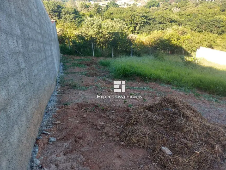 Foto 2 de Terreno / Lote à venda, 250m2 em Villaggio Fosuzzi, Itatiba - SP
