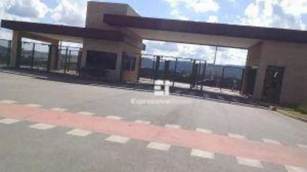 Foto 1 de Terreno / Lote à venda, 588m2 em Bairro da Posse, Itatiba - SP