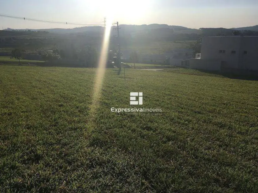 Foto 4 de Terreno / Lote à venda, 588m2 em Bairro da Posse, Itatiba - SP