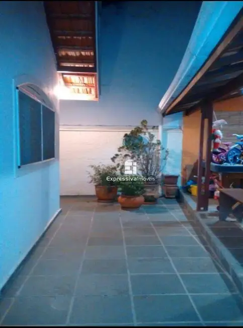 Foto 7 de Casa de Condomínio com 3 quartos à venda, 250m2 em Residencial Moenda, Itatiba - SP