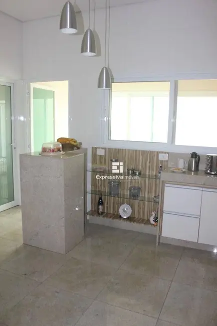 Casa de Condomínio com 4 quartos à venda, 900m2 em Parque das Laranjeiras, Itatiba - SP - imagem 7 Foto 7 de Casa de Condomínio com 4 quartos à venda, 900m2 em Parque das Laranjeiras, Itatiba - SP