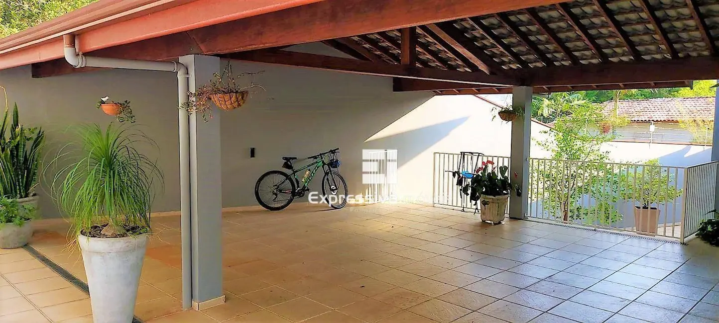 Foto 2 de Casa com 4 quartos à venda, 489m2 em Nova Itatiba, Itatiba - SP