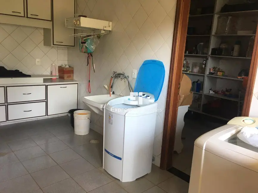 Foto 5 de Chácara com 3 quartos à venda, 4000m2 em Jardim das Laranjeiras, Itatiba - SP