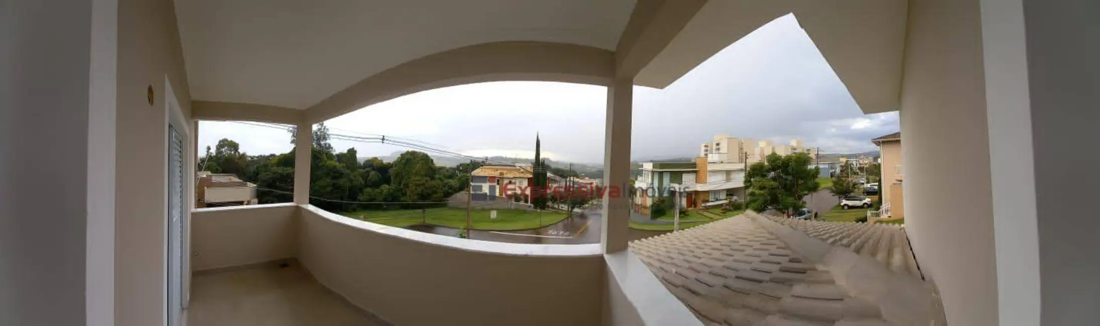Foto 2 de Casa de Condomínio com 3 quartos à venda, 334m2 em Louveira - SP