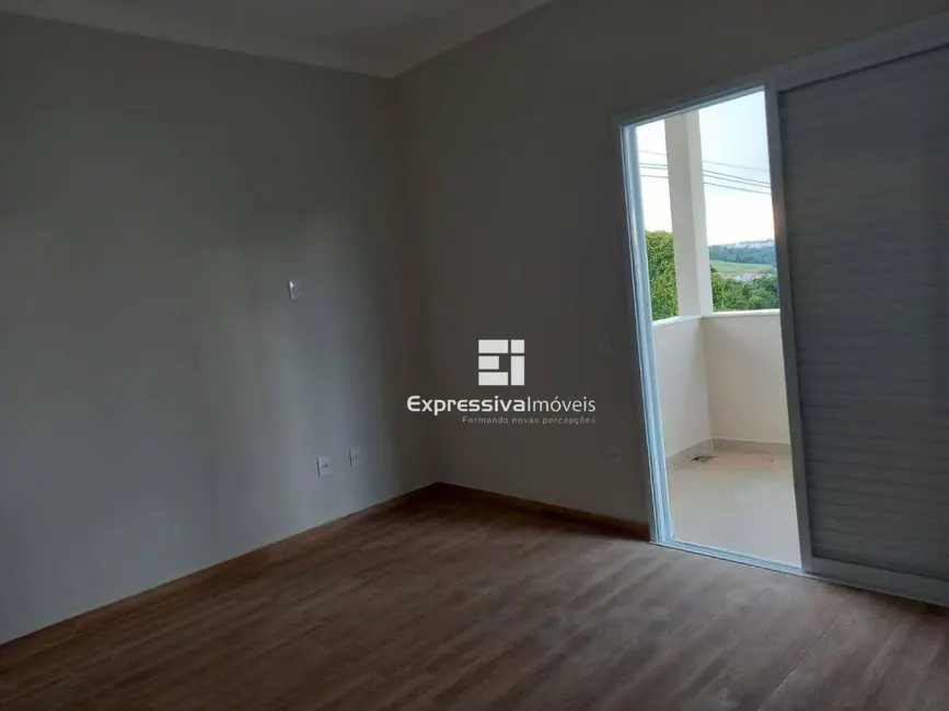 Foto 8 de Casa de Condomínio com 3 quartos à venda, 334m2 em Louveira - SP