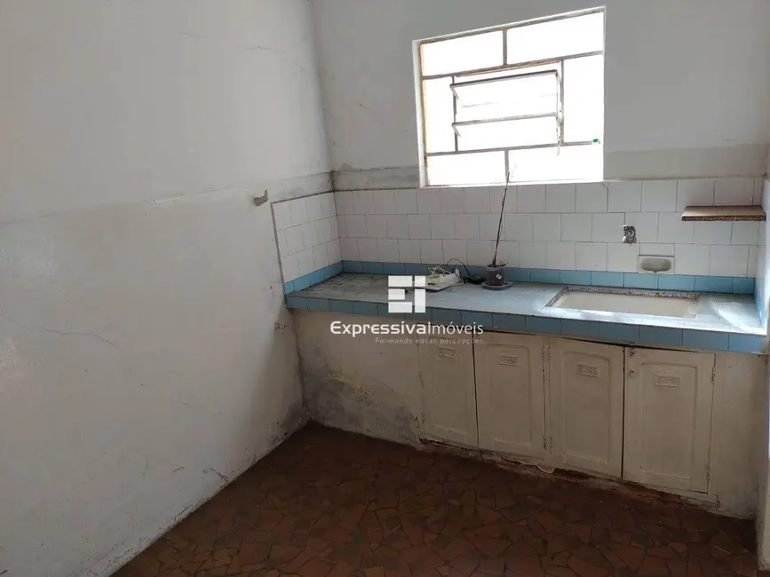 Foto 7 de Casa com 1 quarto à venda, 131m2 em Centro, Itatiba - SP