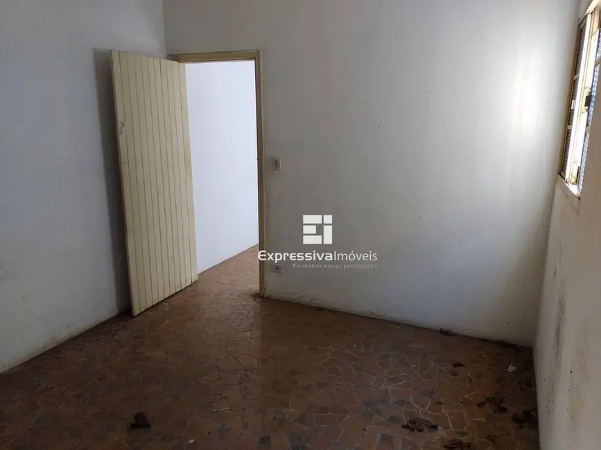 Foto 4 de Casa com 1 quarto à venda, 131m2 em Centro, Itatiba - SP