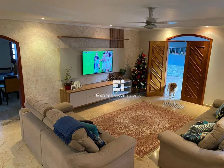 Chácara com 3 quartos à venda, 1000m2 em Loteamento Caminhos do Sol, Itatiba - SP - imagem 5 Foto 5 de Chácara com 3 quartos à venda, 1000m2 em Loteamento Caminhos do Sol, Itatiba - SP