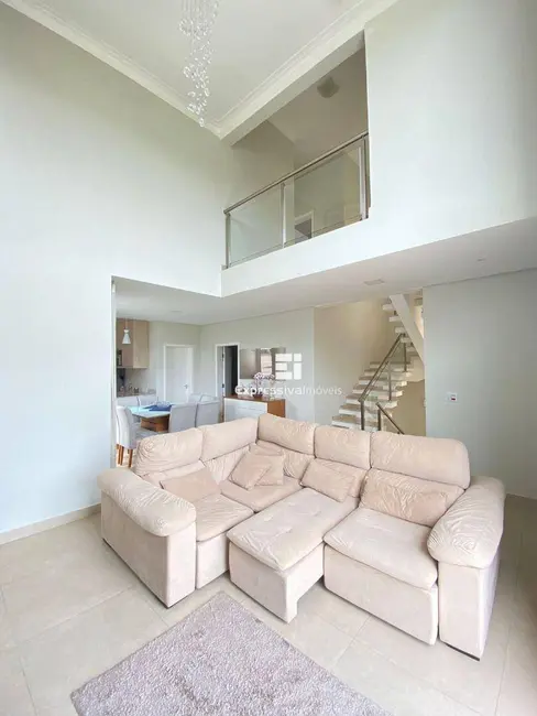 Foto 3 de Sobrado com 3 quartos à venda, 502m2 em Itatiba - SP