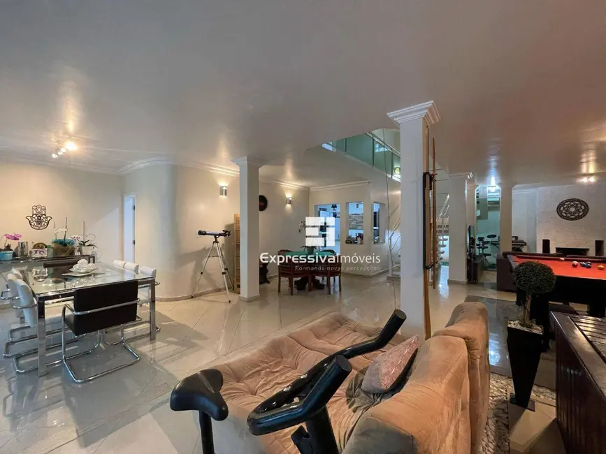 Foto 5 de Casa com 4 quartos à venda, 1400m2 em Parque São Gabriel, Itatiba - SP