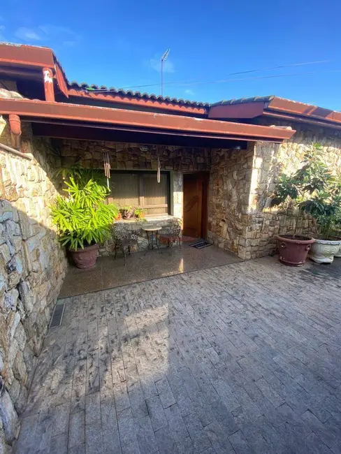 Foto 2 de Casa com 4 quartos à venda, 600m2 em Jardim Coronel Peroba, Itatiba - SP