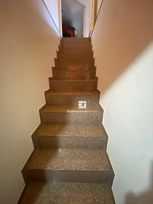 Foto 7 de Casa com 4 quartos à venda, 600m2 em Jardim Coronel Peroba, Itatiba - SP