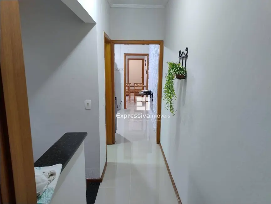 Foto 5 de Casa de Condomínio com 3 quartos à venda, 140m2 em Jardim Santa Filomena, Itatiba - SP
