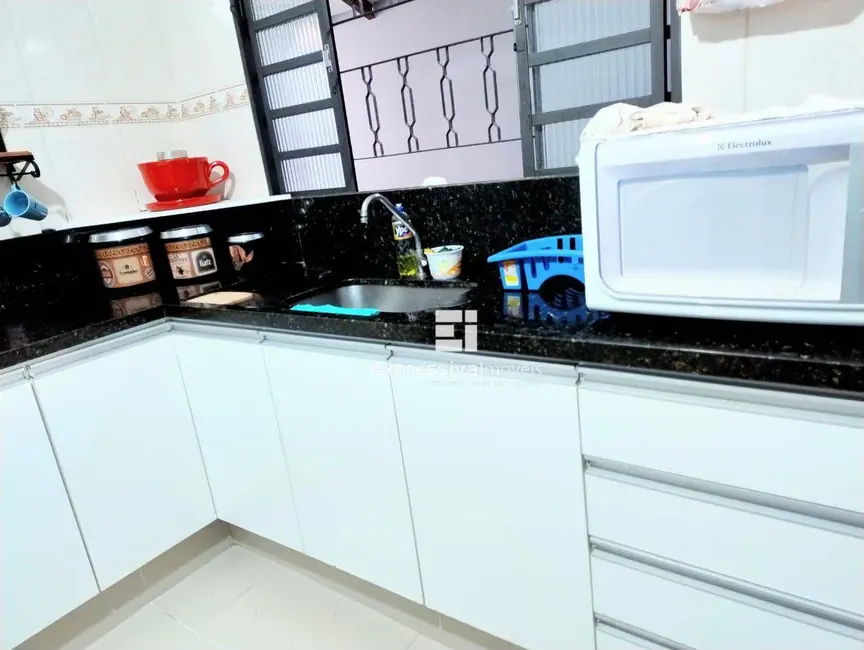 Foto 7 de Casa de Condomínio com 3 quartos à venda, 140m2 em Jardim Santa Filomena, Itatiba - SP