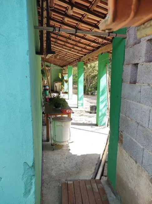 Foto 6 de Chácara com 2 quartos à venda, 380m2 em Bairro Itapema, Itatiba - SP