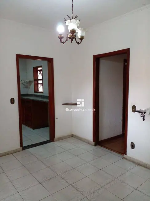 Foto 4 de Casa com 3 quartos à venda, 500m2 em Vila Brasileira, Itatiba - SP