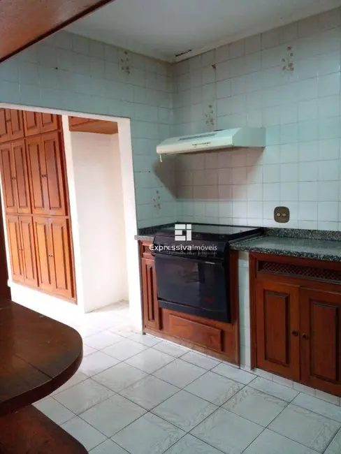 Foto 1 de Casa com 3 quartos à venda, 500m2 em Vila Brasileira, Itatiba - SP