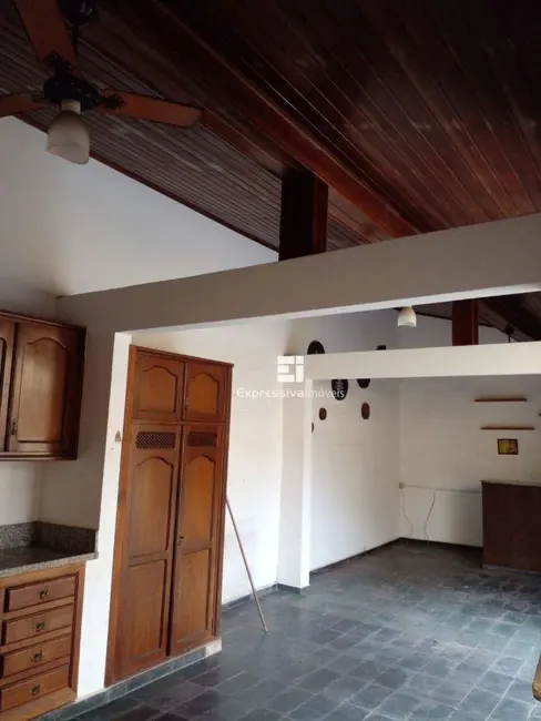 Foto 7 de Casa com 3 quartos à venda, 500m2 em Vila Brasileira, Itatiba - SP