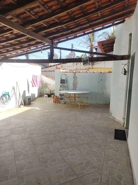 Foto 1 de Casa com 3 quartos à venda, 250m2 em Vila Cremonesi, Itatiba - SP