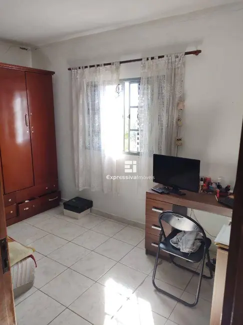 Foto 8 de Casa com 3 quartos à venda, 250m2 em Vila Cremonesi, Itatiba - SP