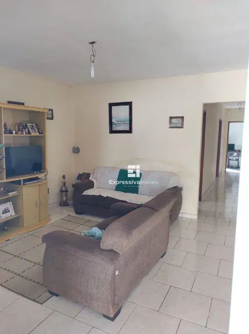 Foto 3 de Casa com 3 quartos à venda, 250m2 em Vila Cremonesi, Itatiba - SP