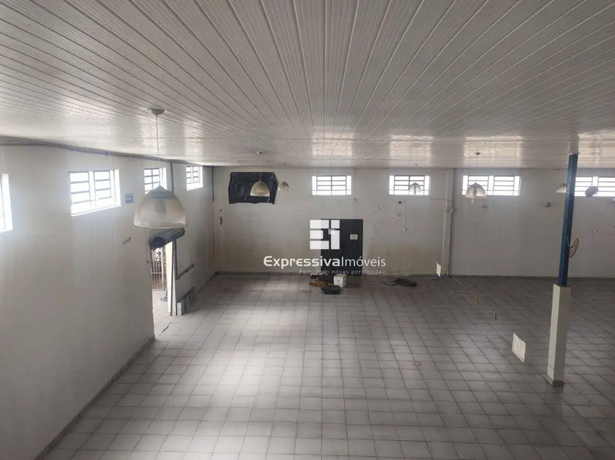 Foto 3 de Armazém / Galpão à venda e para alugar, 2700m2 em Jardim Galetto, Itatiba - SP