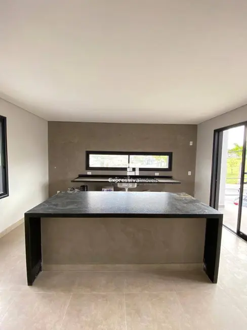 Foto 5 de Casa de Condomínio com 3 quartos à venda, 471m2 em Residencial Fazenda Serrinha, Itatiba - SP