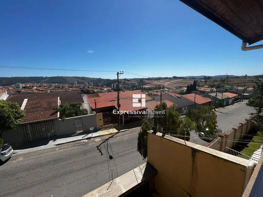 Foto 2 de Casa com 4 quartos à venda, 300m2 em Jardim Coronel Peroba, Itatiba - SP