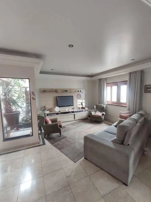 Foto 3 de Casa com 4 quartos à venda, 297m2 em Vila Bela Vista, Itatiba - SP