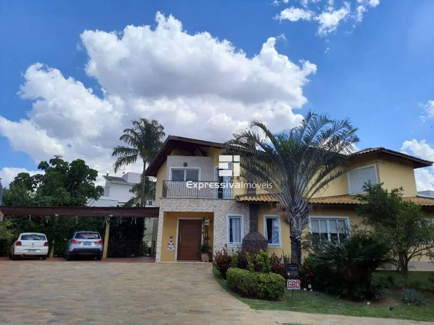 Foto 2 de Casa com 3 quartos à venda, 625m2 em Vinhedo - SP