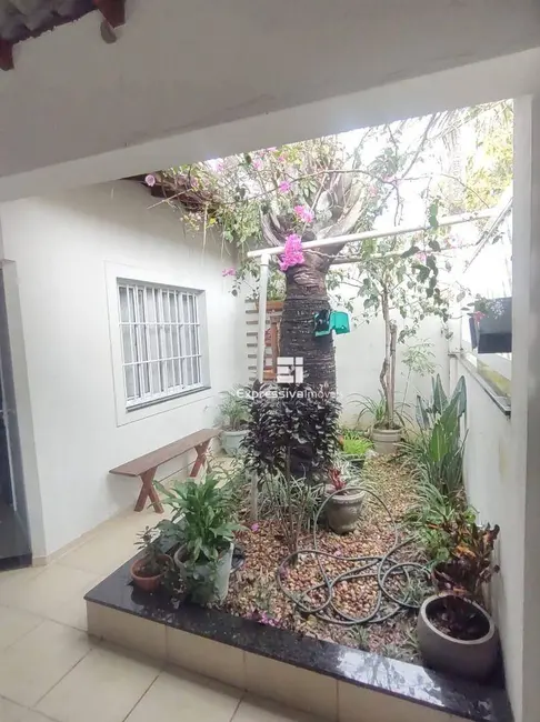 Foto 3 de Casa com 3 quartos à venda, 300m2 em Itatiba - SP