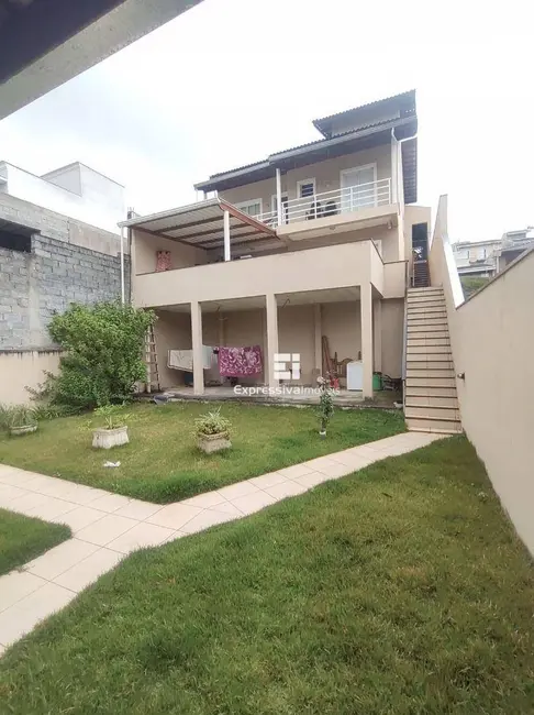 Foto 1 de Casa com 3 quartos à venda, 300m2 em Itatiba - SP