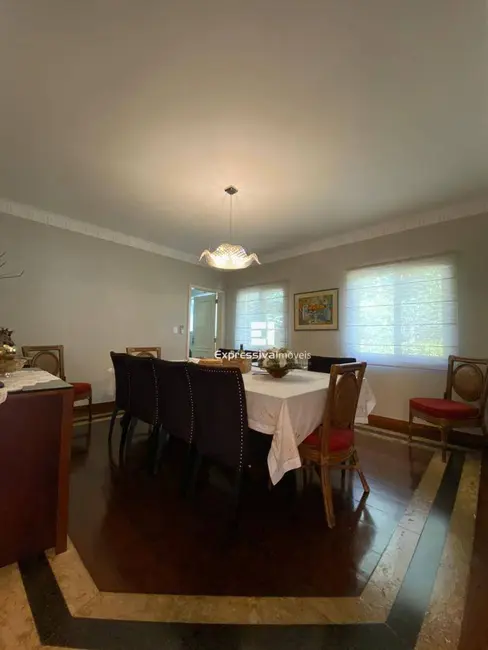 Foto 9 de Casa de Condomínio com 3 quartos à venda, 1536m2 em Parque das Laranjeiras, Itatiba - SP