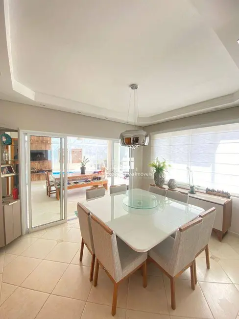 Foto 3 de Sobrado com 3 quartos à venda, 300m2 em Loteamento Itatiba Country Club, Itatiba - SP