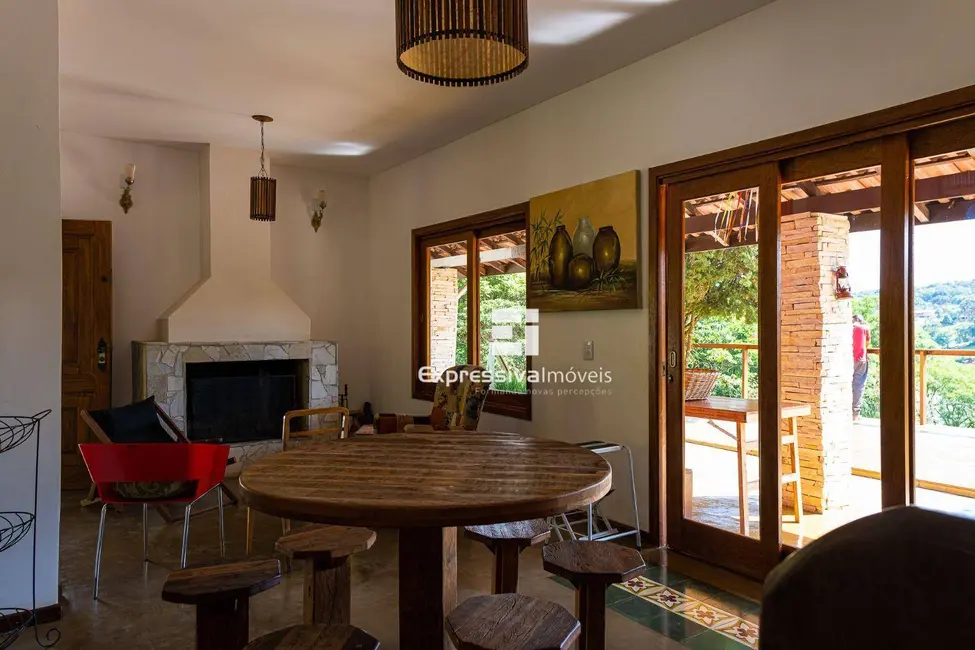 Foto 5 de Chácara com 5 quartos à venda e para alugar, 5000m2 em Condomínio Itaembu, Itatiba - SP