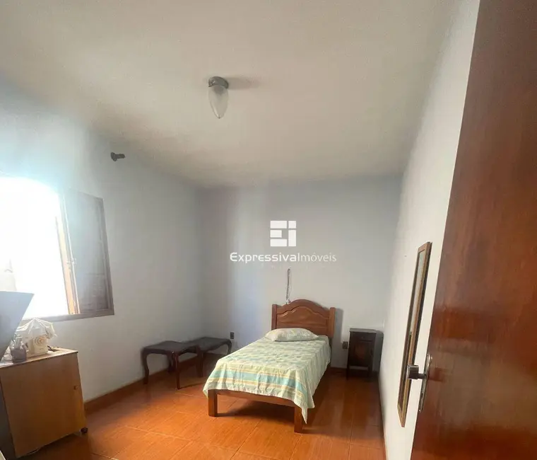 Foto 8 de Casa com 4 quartos à venda, 221m2 em Centro, Itatiba - SP