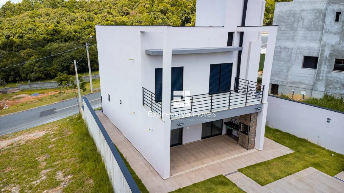 Foto 3 de Casa de Condomínio com 3 quartos à venda, 420m2 em Bairro Itapema, Itatiba - SP