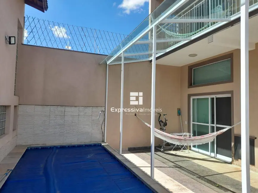 Foto 6 de Casa com 7 quartos à venda, 420m2 em Nova Itatiba, Itatiba - SP