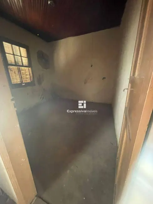 Casa com 2 quartos à venda, 230m2 em Vila Penteado, Itatiba - SP - imagem 2 Foto 2 de Casa com 2 quartos à venda, 230m2 em Vila Penteado, Itatiba - SP