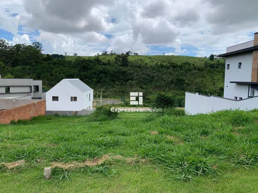 Foto 1 de Terreno / Lote à venda, 380m2 em Bairro Itapema, Itatiba - SP