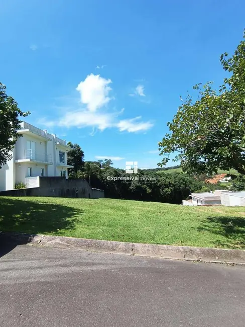 Foto 1 de Terreno / Lote à venda, 544m2 em Centro, Itatiba - SP