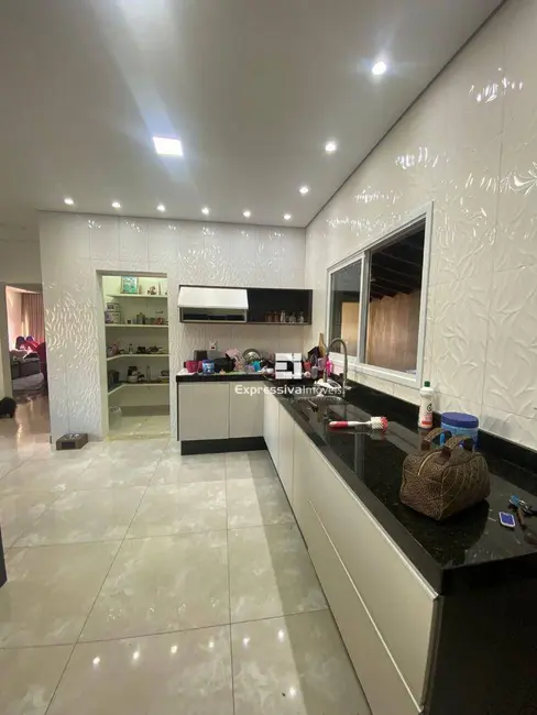 Casa com 3 quartos à venda, 1556m2 em Itatiba - SP - imagem 5 Foto 5 de Casa com 3 quartos à venda, 1556m2 em Itatiba - SP